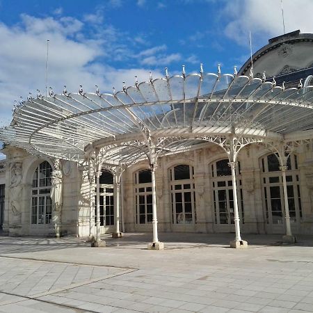 Apartamento Le Duc De Vichy Exterior foto